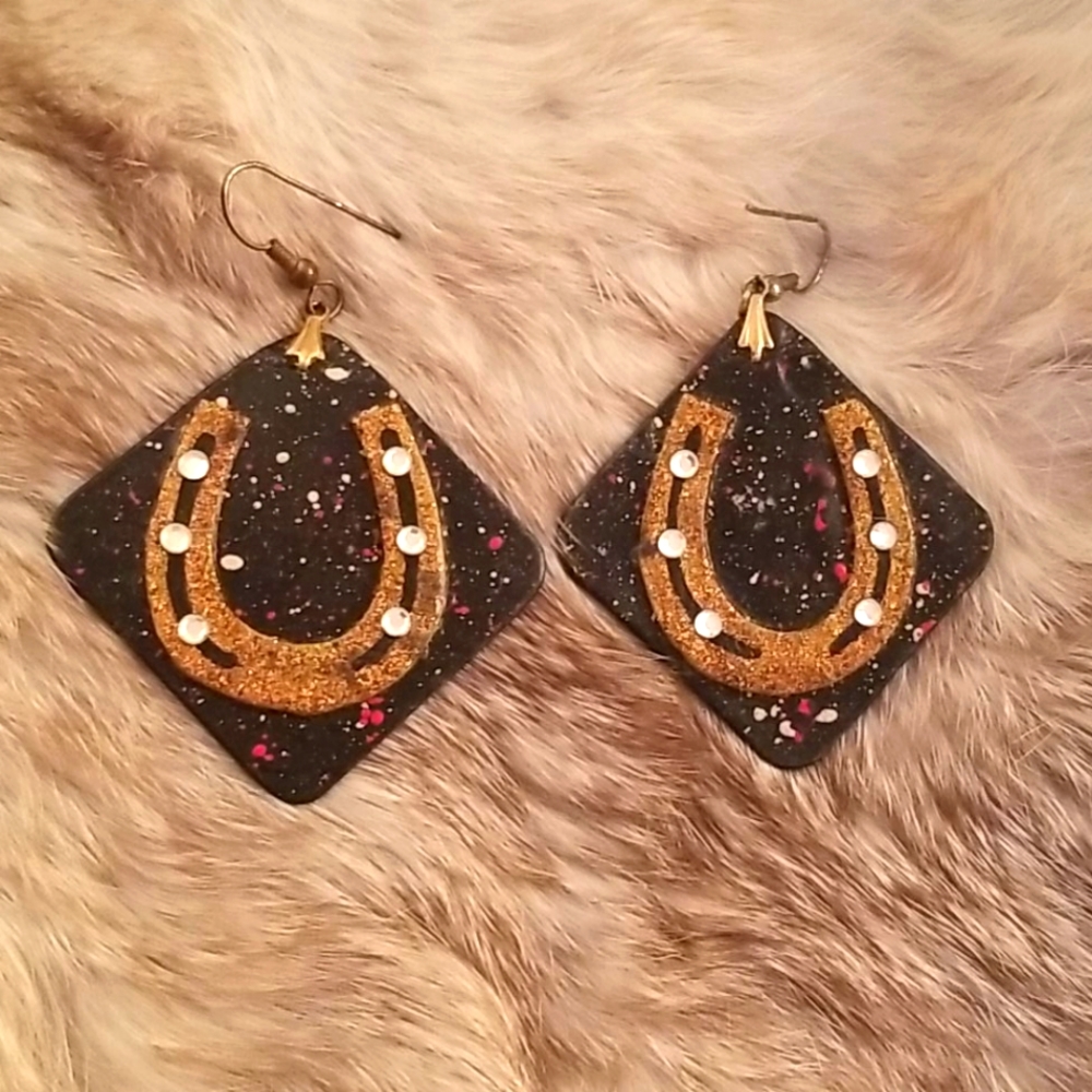 COWBOY Earrings .